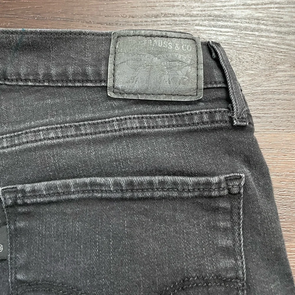 724 Levi’s High Rise Straight - Picture 5 of 6